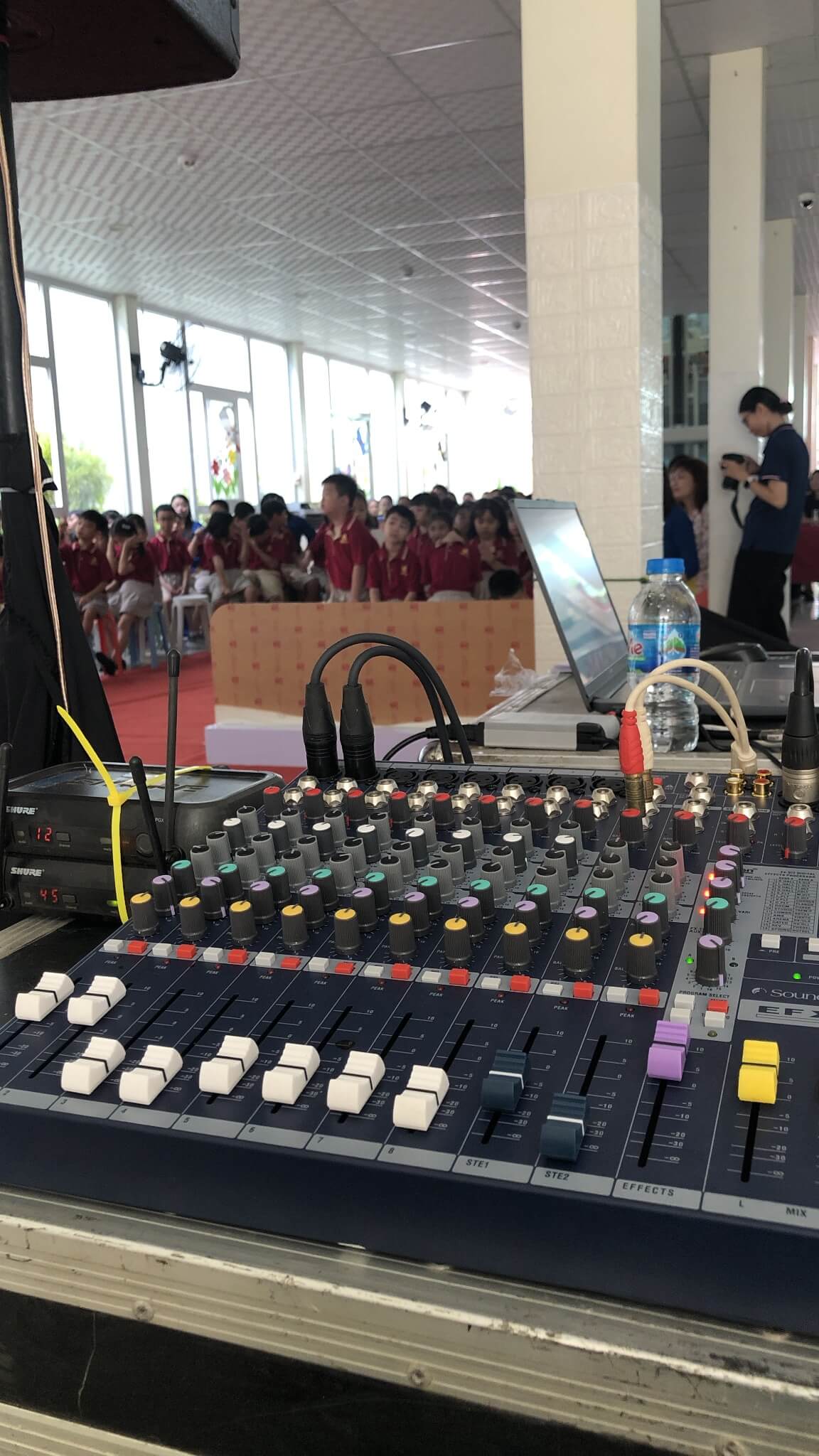 cho thue lopa đèn sự kiện tphcm