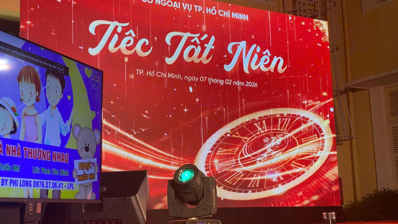 thue-anh-sang-su-kien