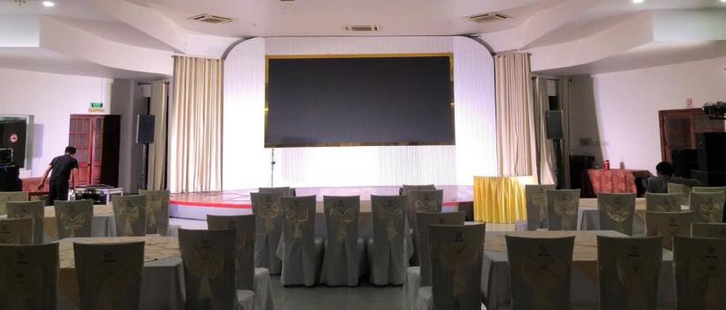 Báo giá gói âm thanh hội thảo 100 khách