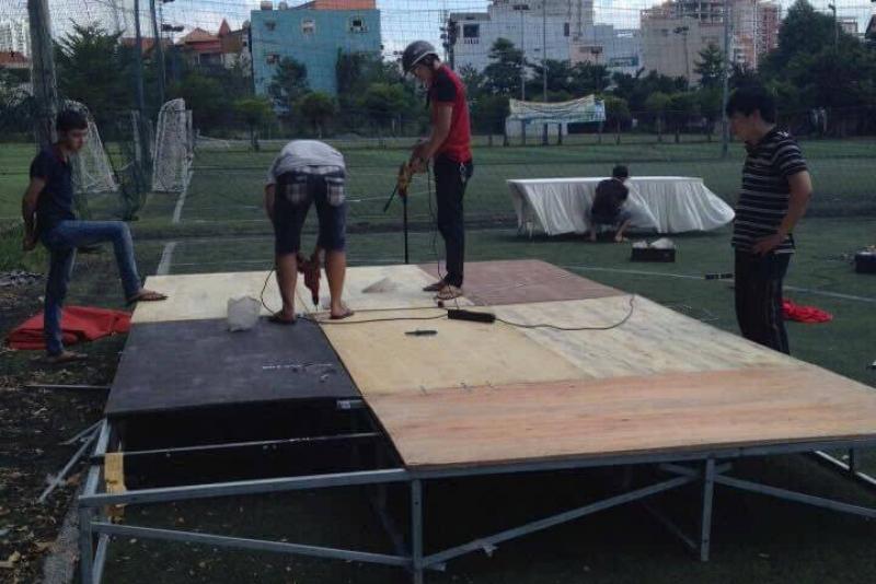 Báo giá cho thuê sân khấu di động.