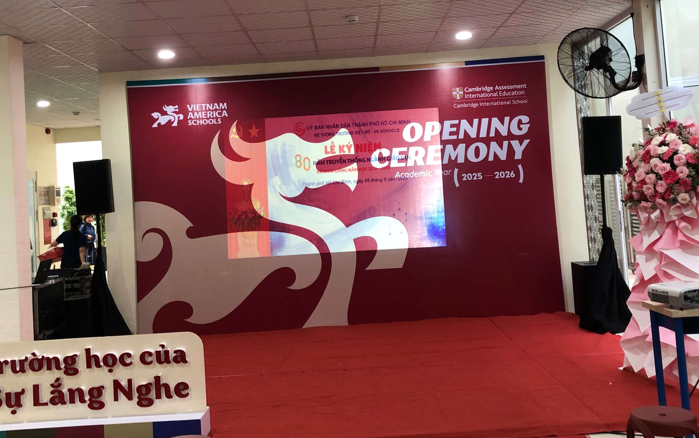 Khai giảng trực tuyến 2025 từ Trung ương: Xu hướng mới trong giáo dục