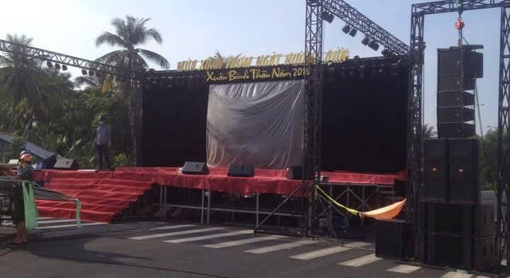 Dàn Loa Line Array Giá Rẻ – Giải Pháp Hoàn Hảo Cho Thuê Âm Thanh Ánh Sáng Tại TP.HCM