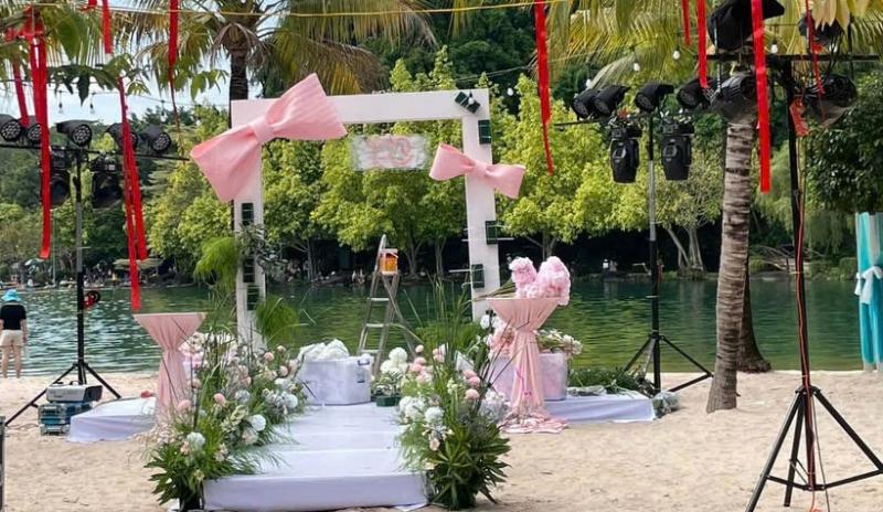 Gói Ánh Sáng Lễ Cưới Cơ Bản